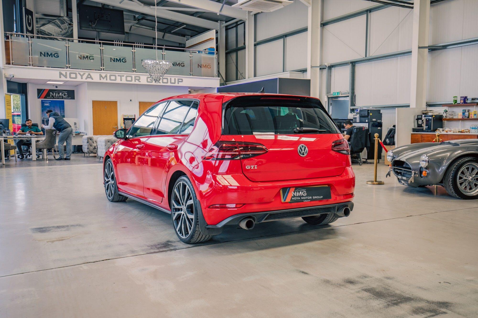 Volkswagen Golf view 30