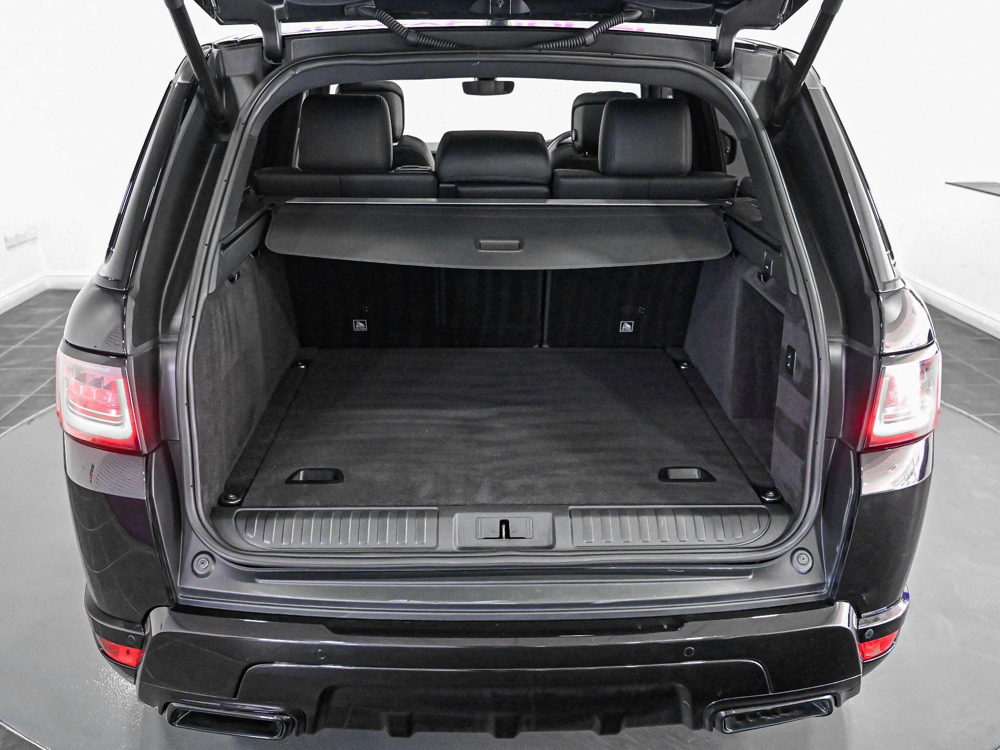 Land Rover Range Rover Sport view 32