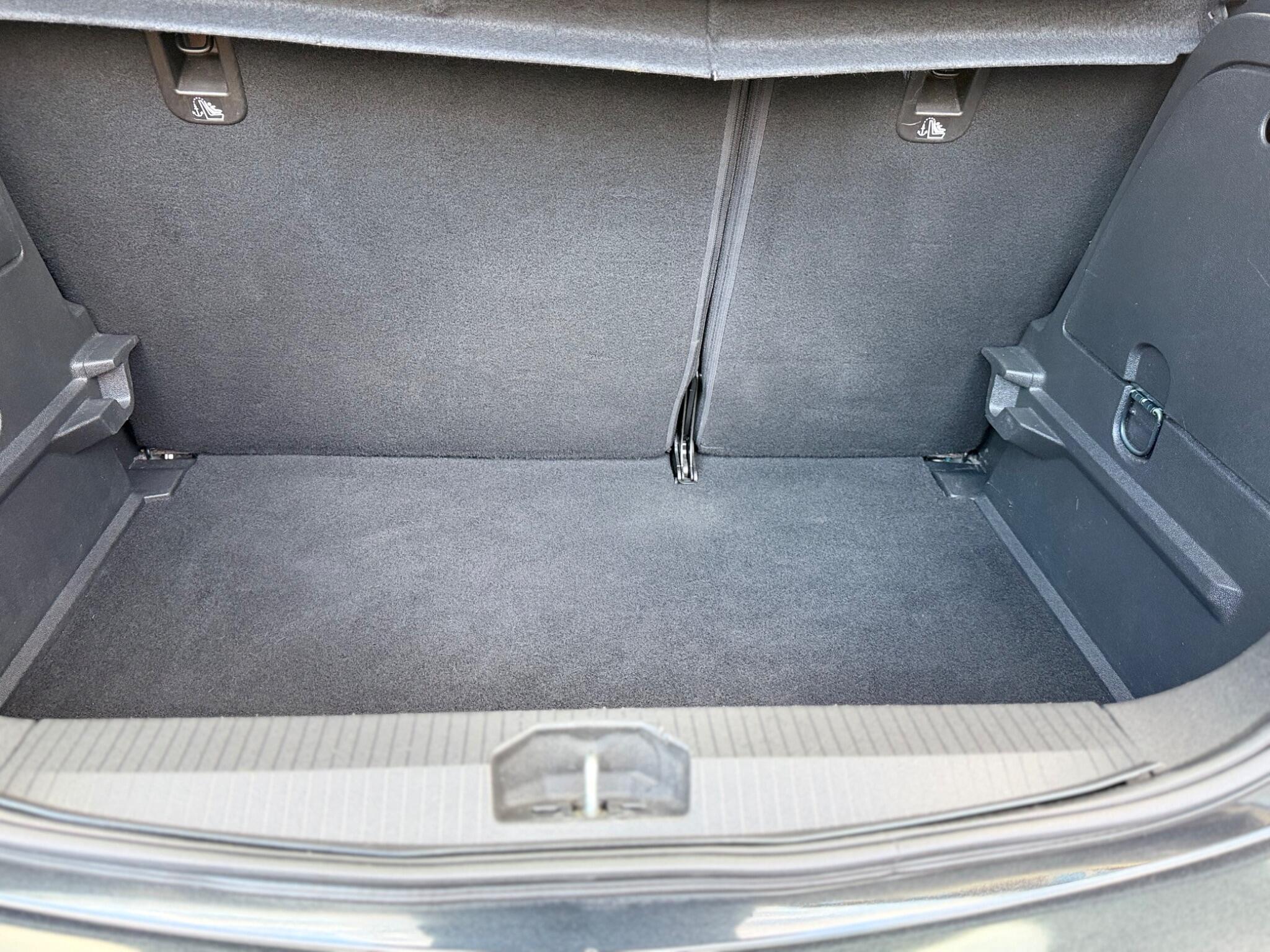 Vauxhall Corsa view 21