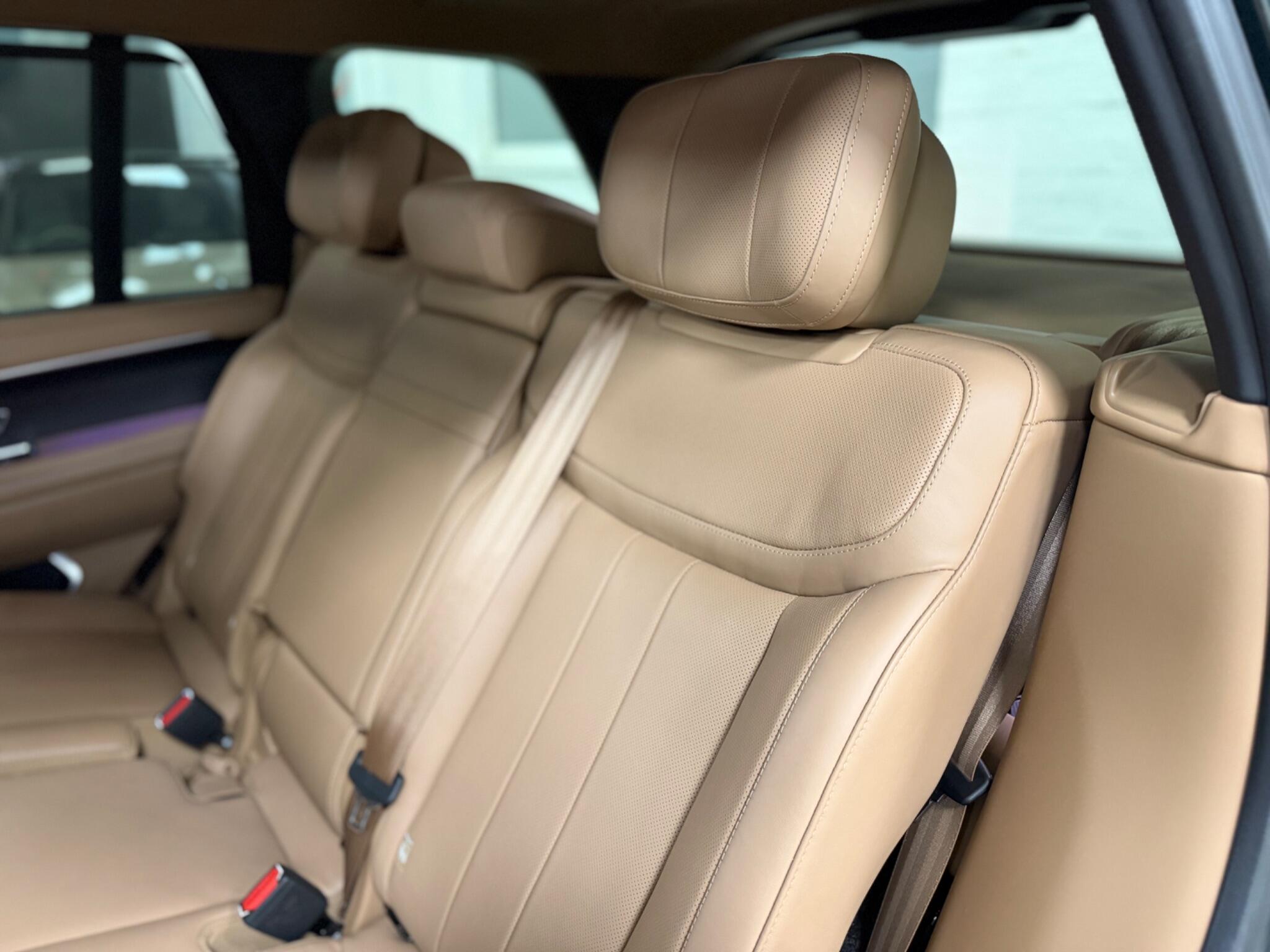 Land Rover Range Rover view 49