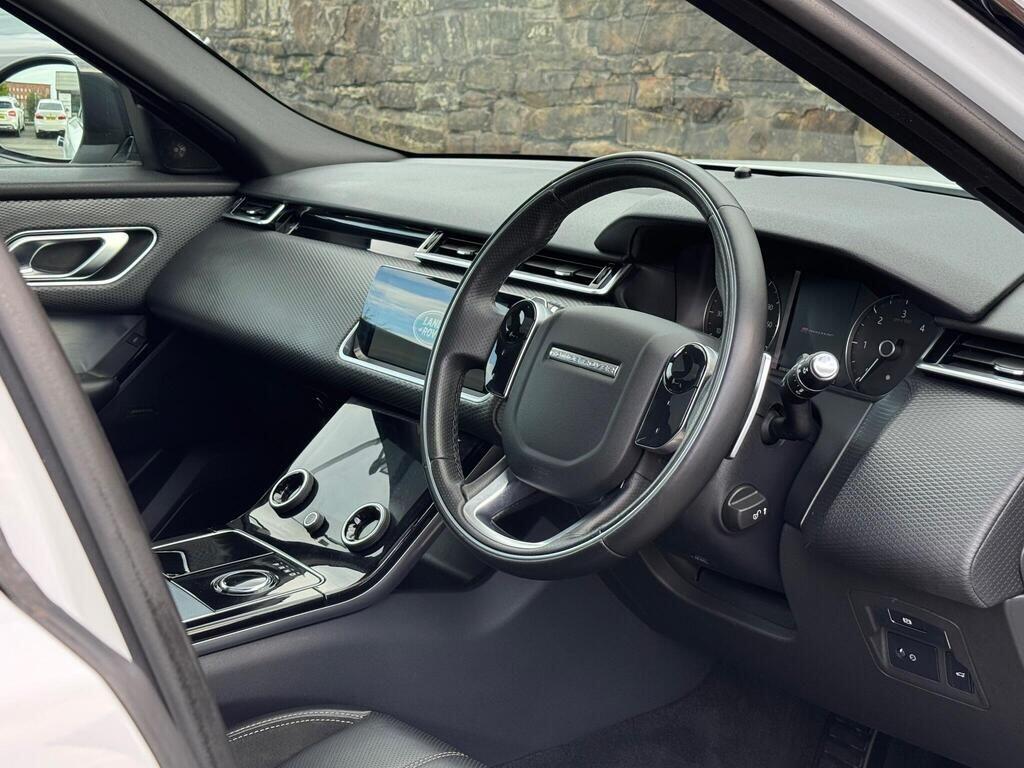 Land Rover Range Rover Velar view 11