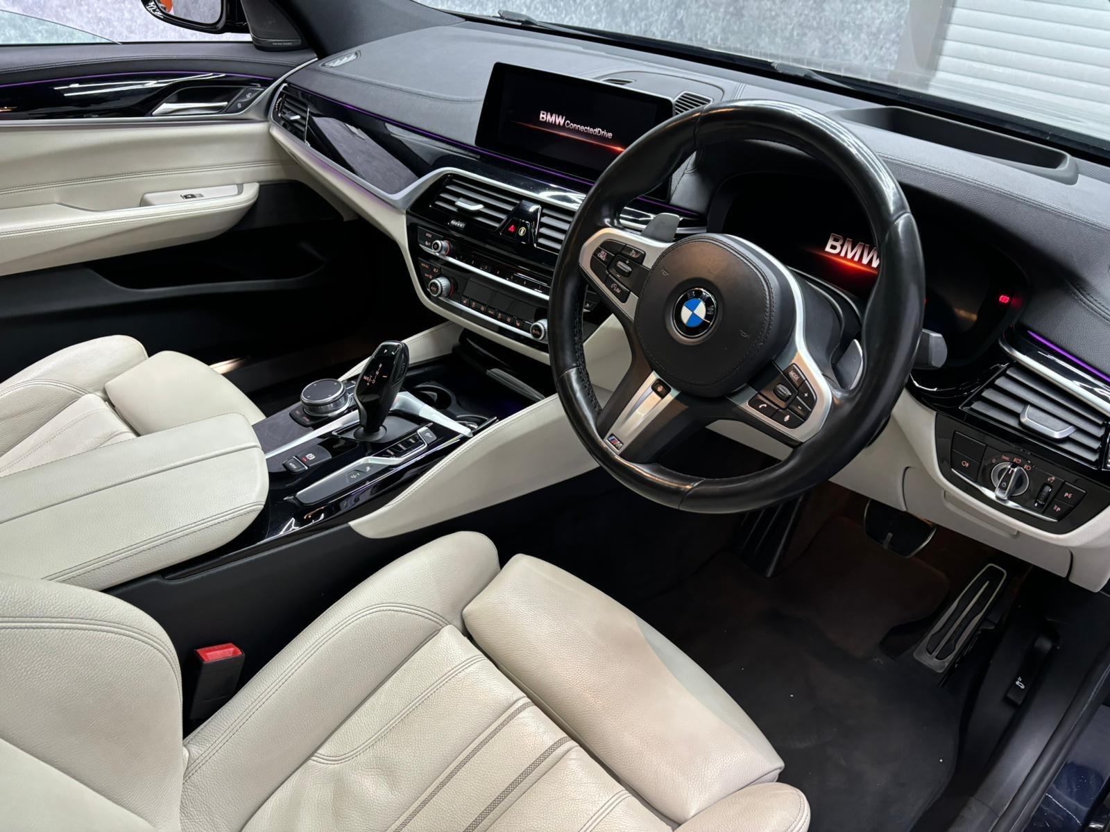 BMW 6 Series Gran Turismo view 2