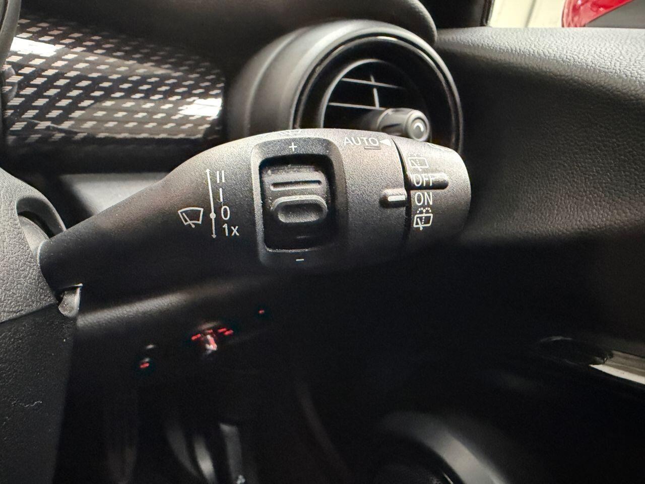 Mini Cooper view 38