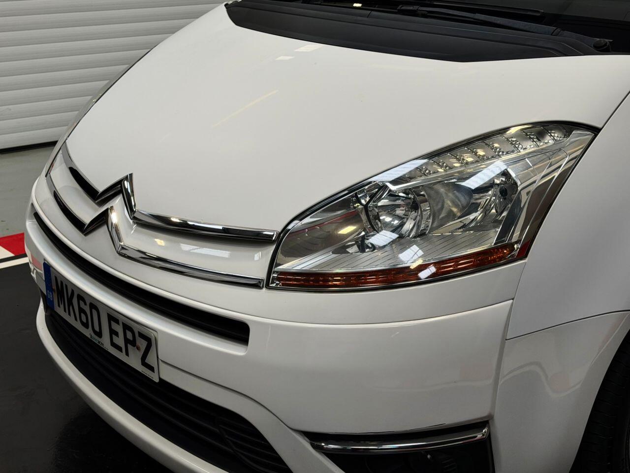 Citroen Grand C4 Picasso view 17