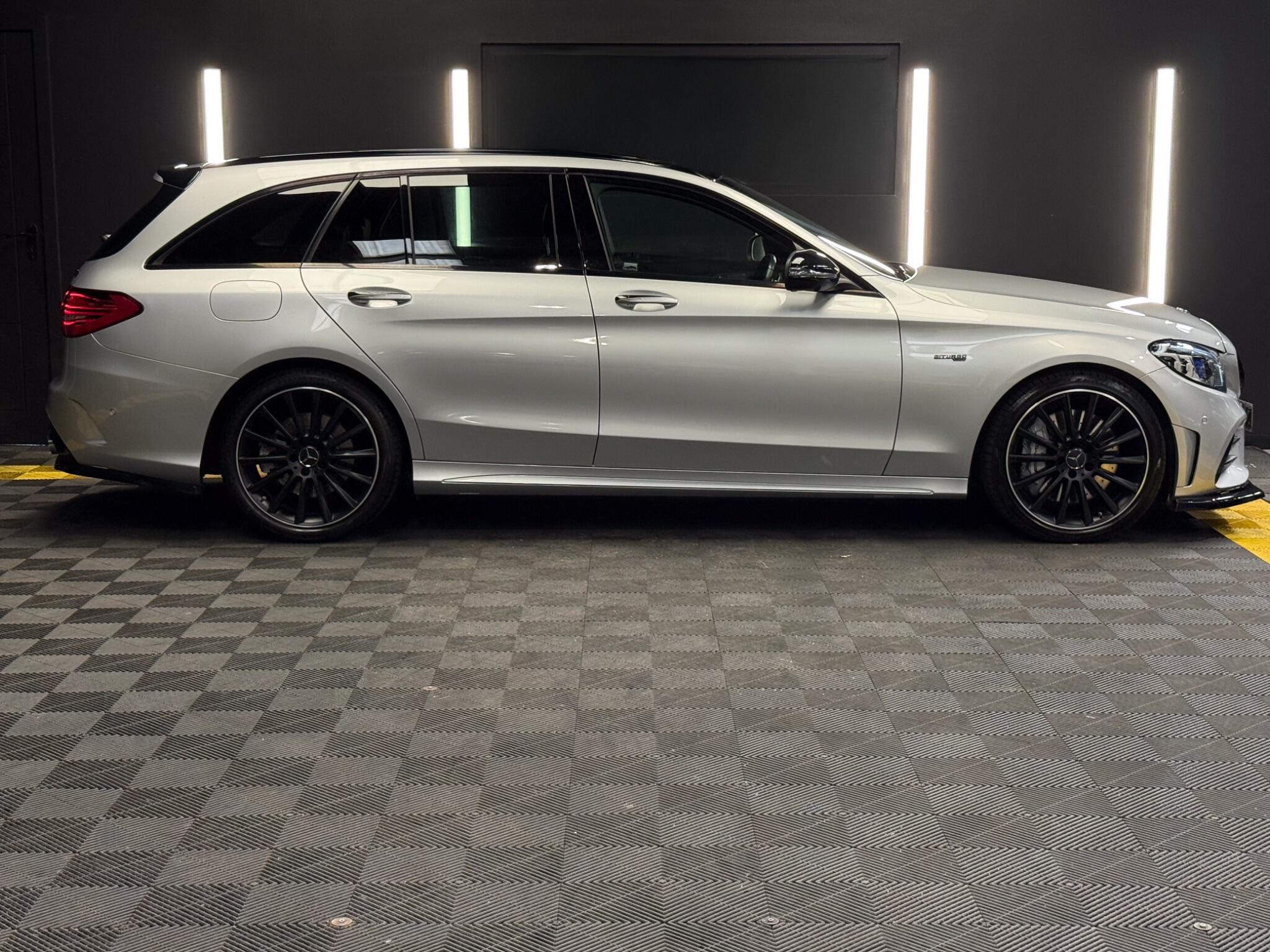 Mercedes-Benz C-Class view 6