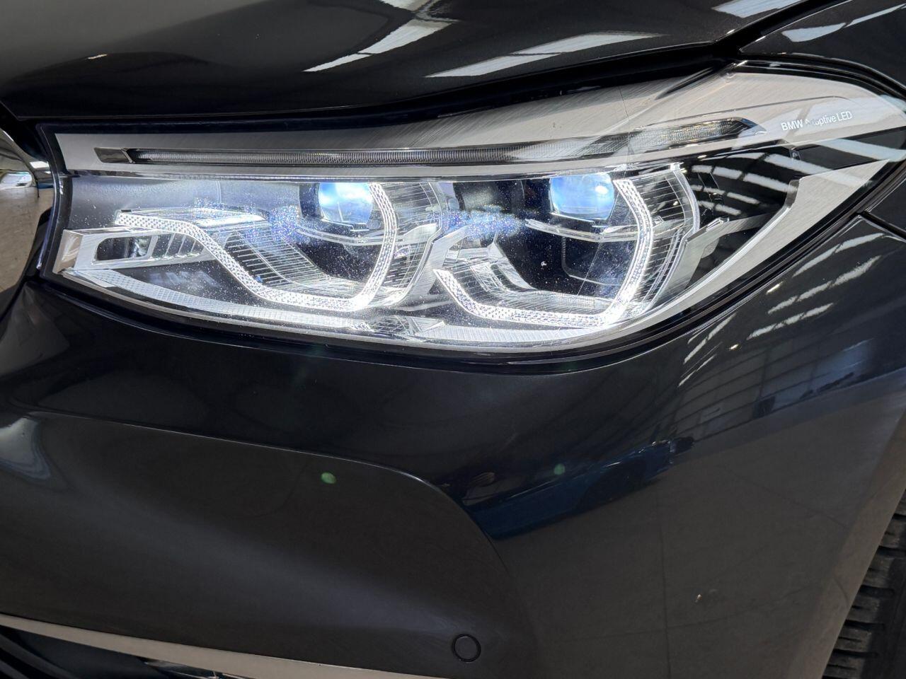 BMW 6 Series Gran Turismo view 33
