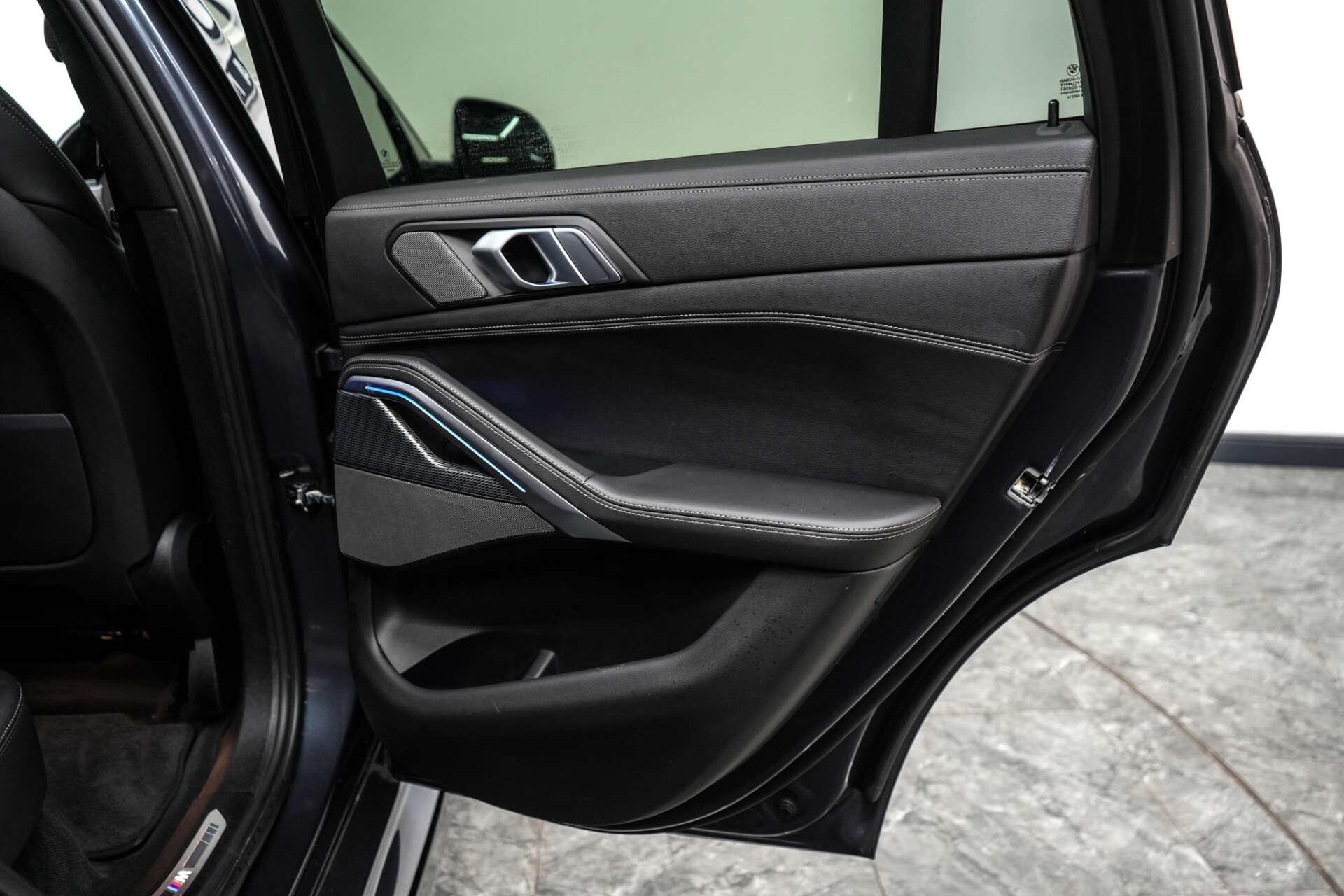 BMW X6 view 21
