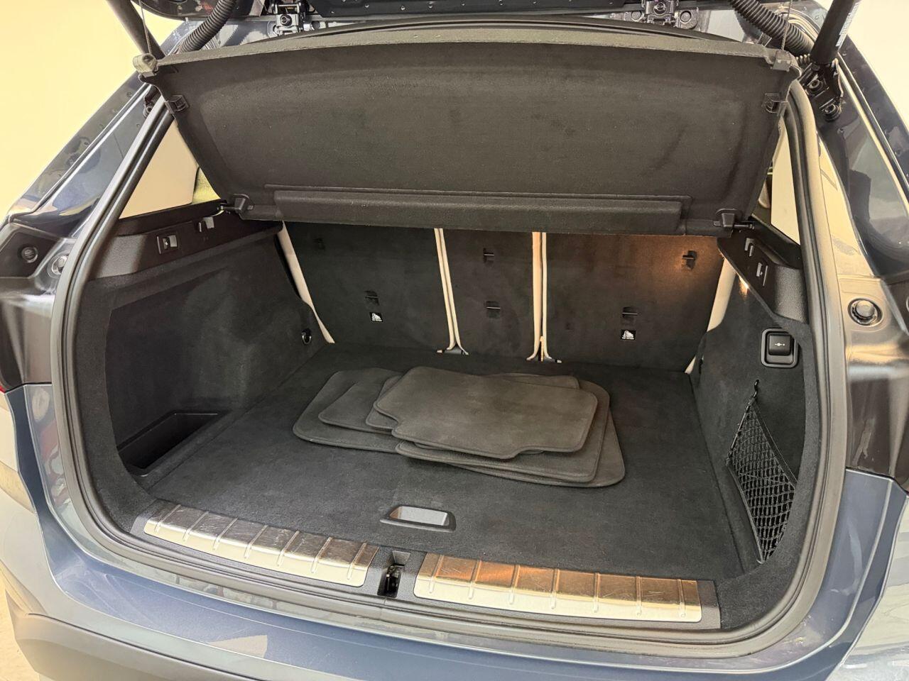 BMW X1 view 26