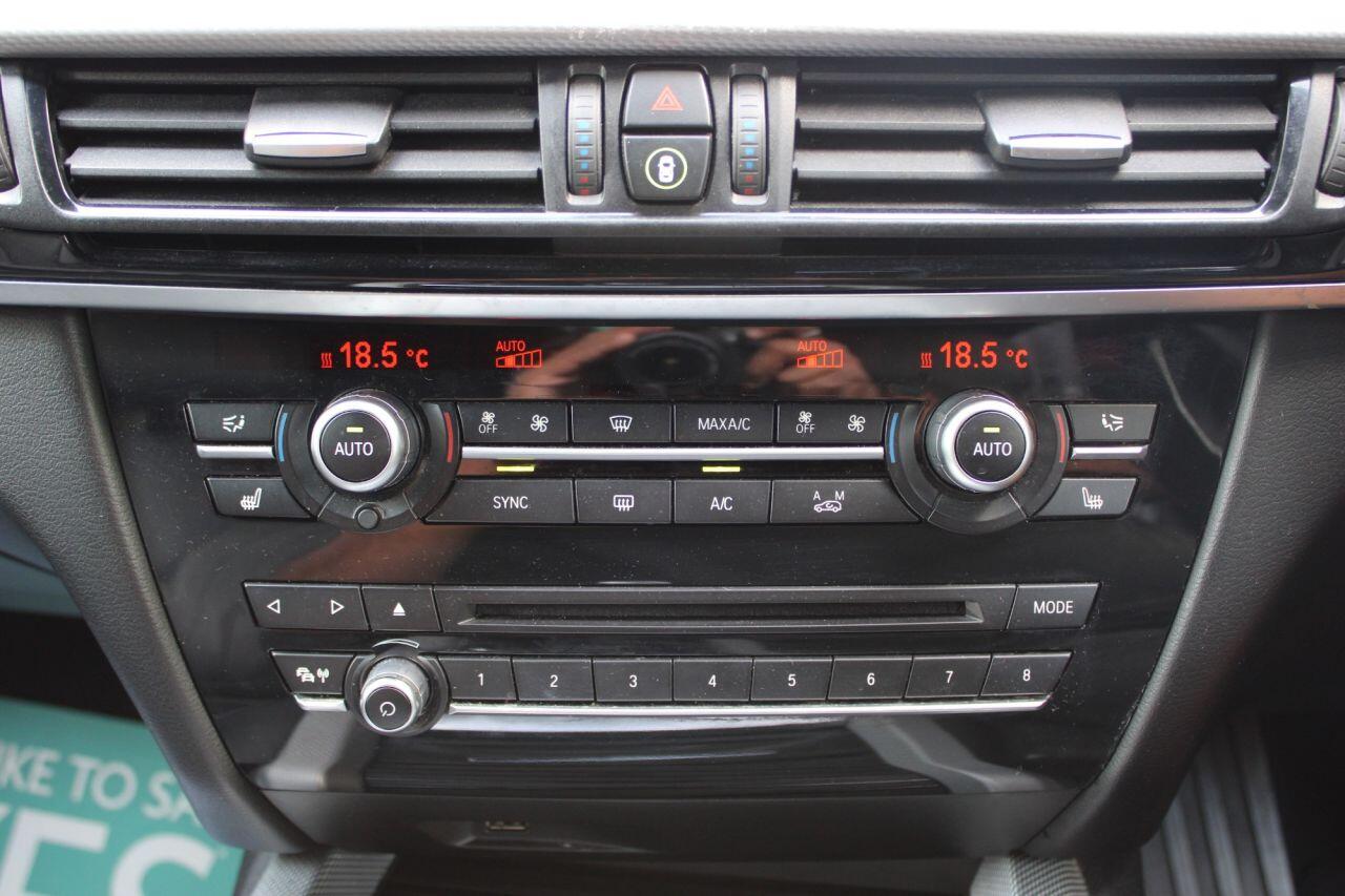 BMW X5 view 25