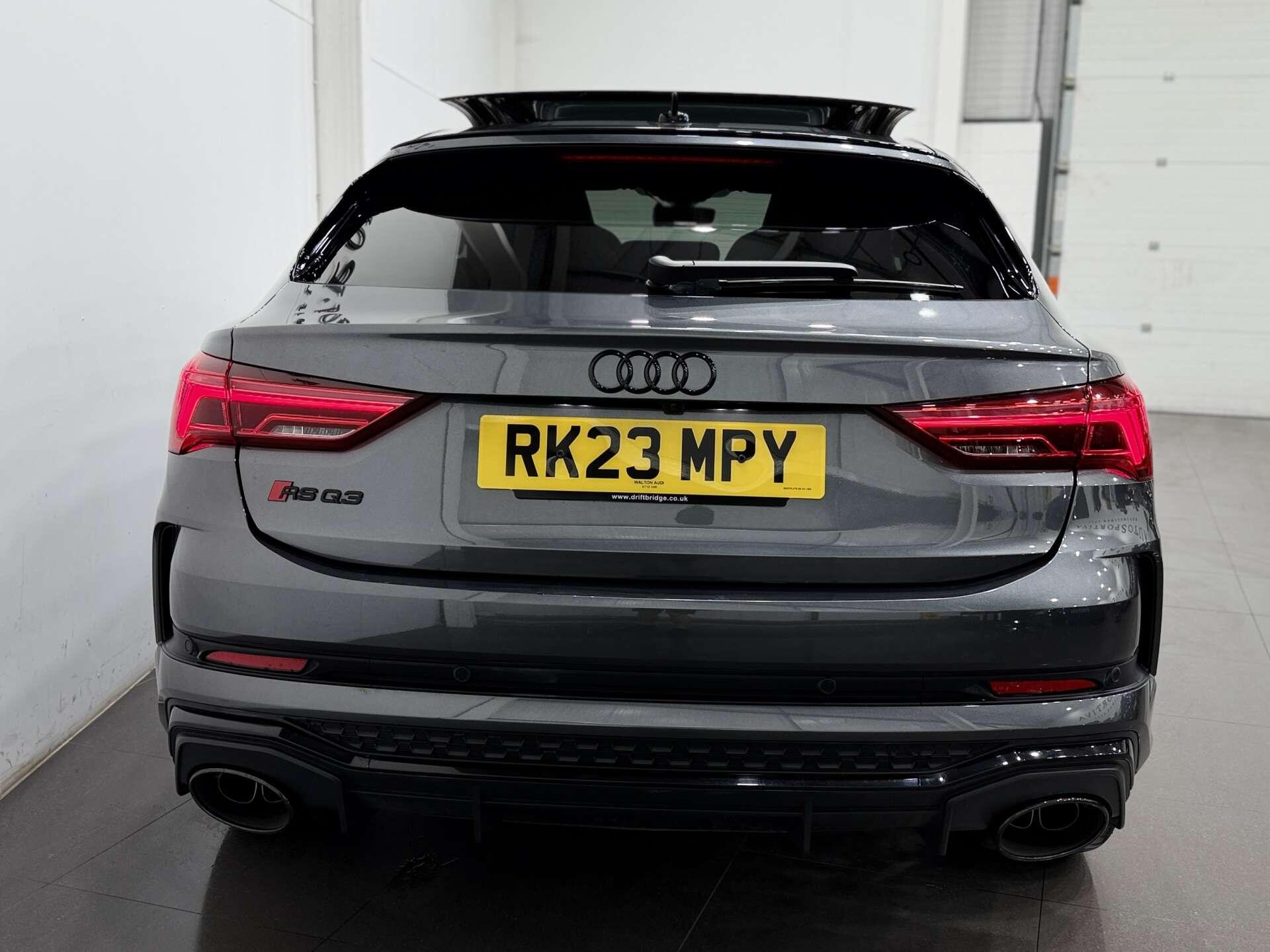 Audi RS Q3 view 6