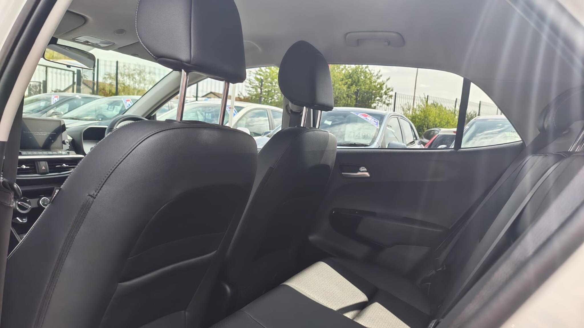 Kia Picanto view 23