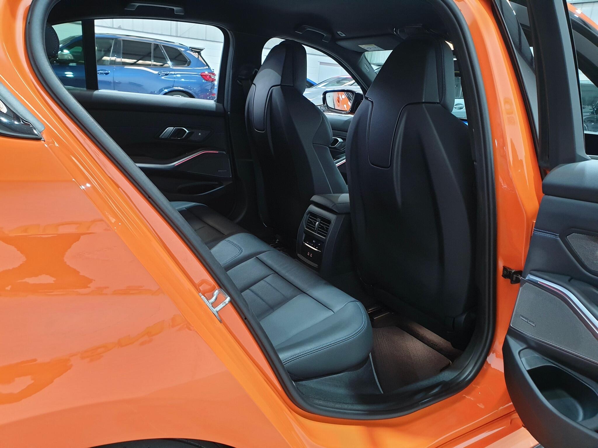 BMW 3 Series view 49