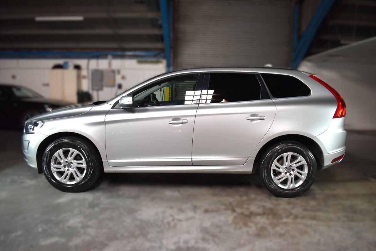 Volvo XC60 view 15