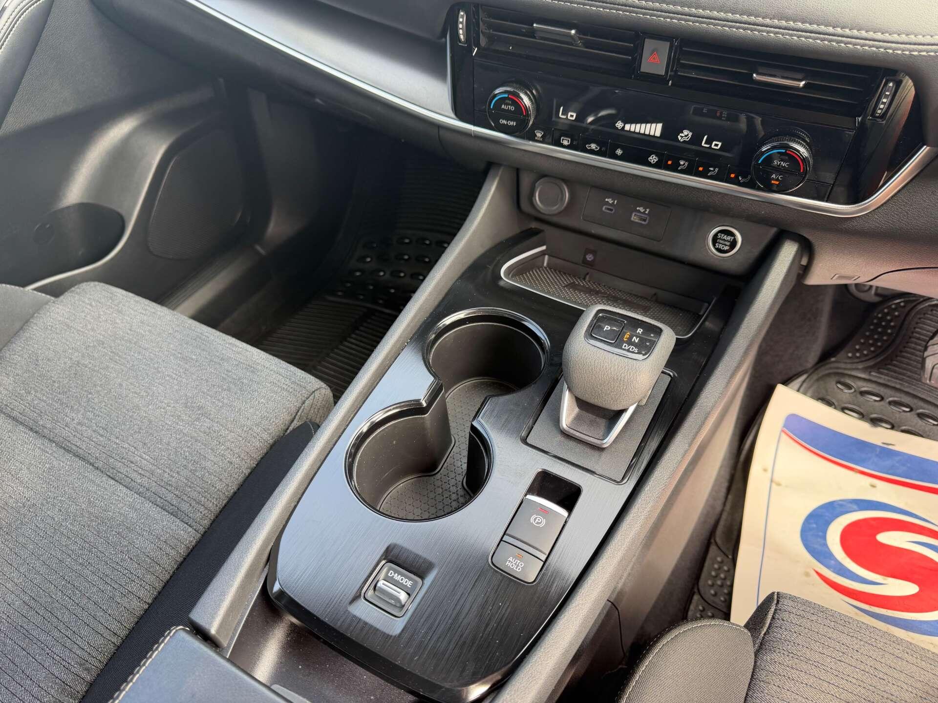 Nissan X-Trail view 20
