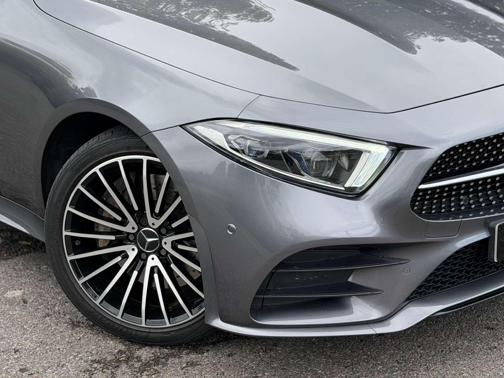 Mercedes-Benz CLS view 10
