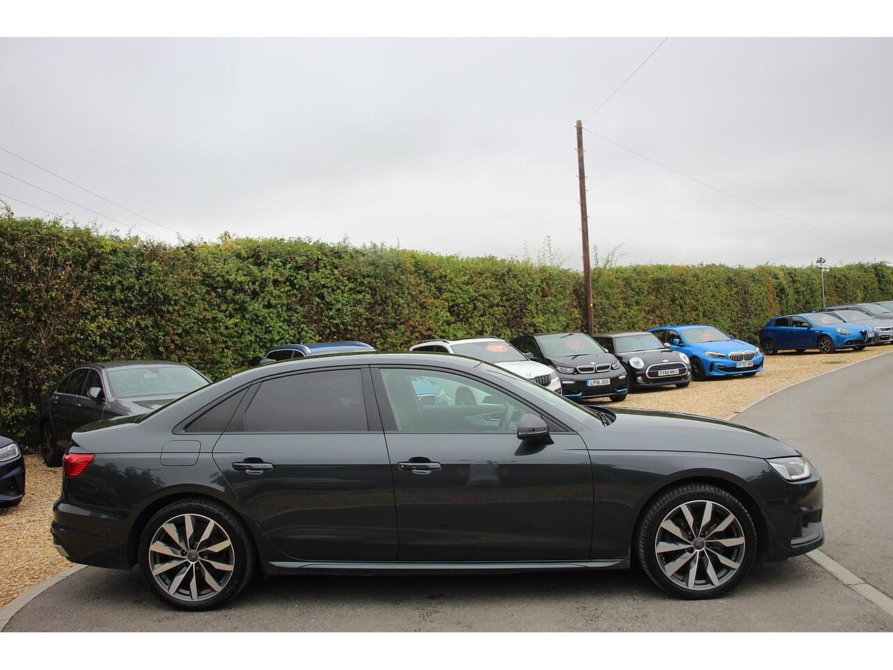 Audi A4 view 7