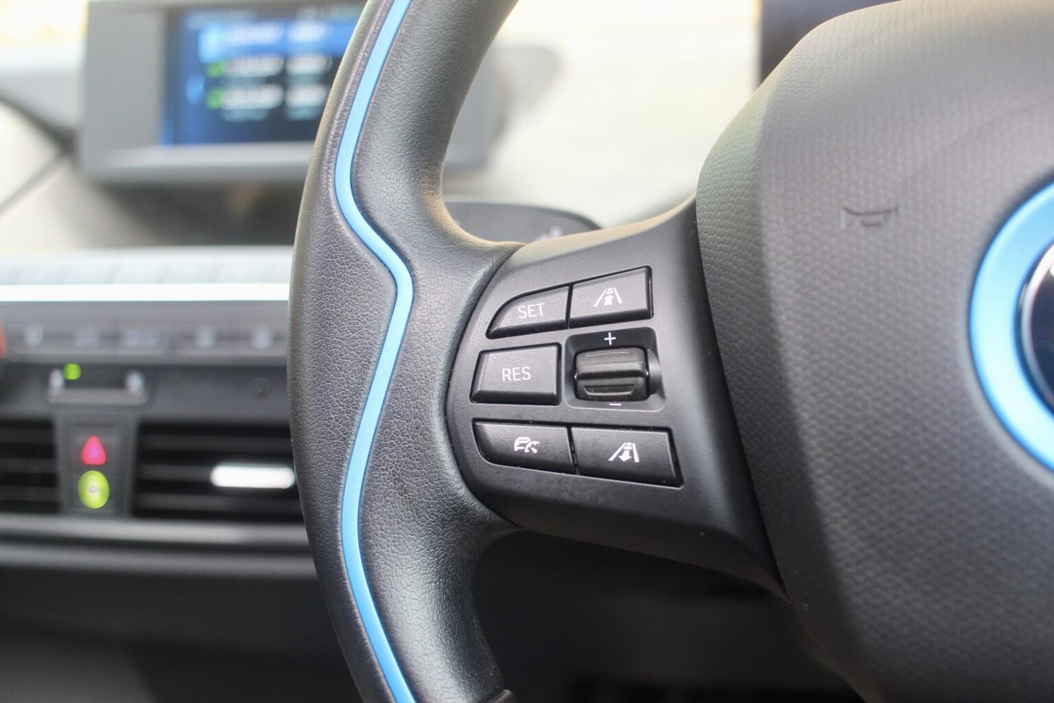 BMW I3 view 25