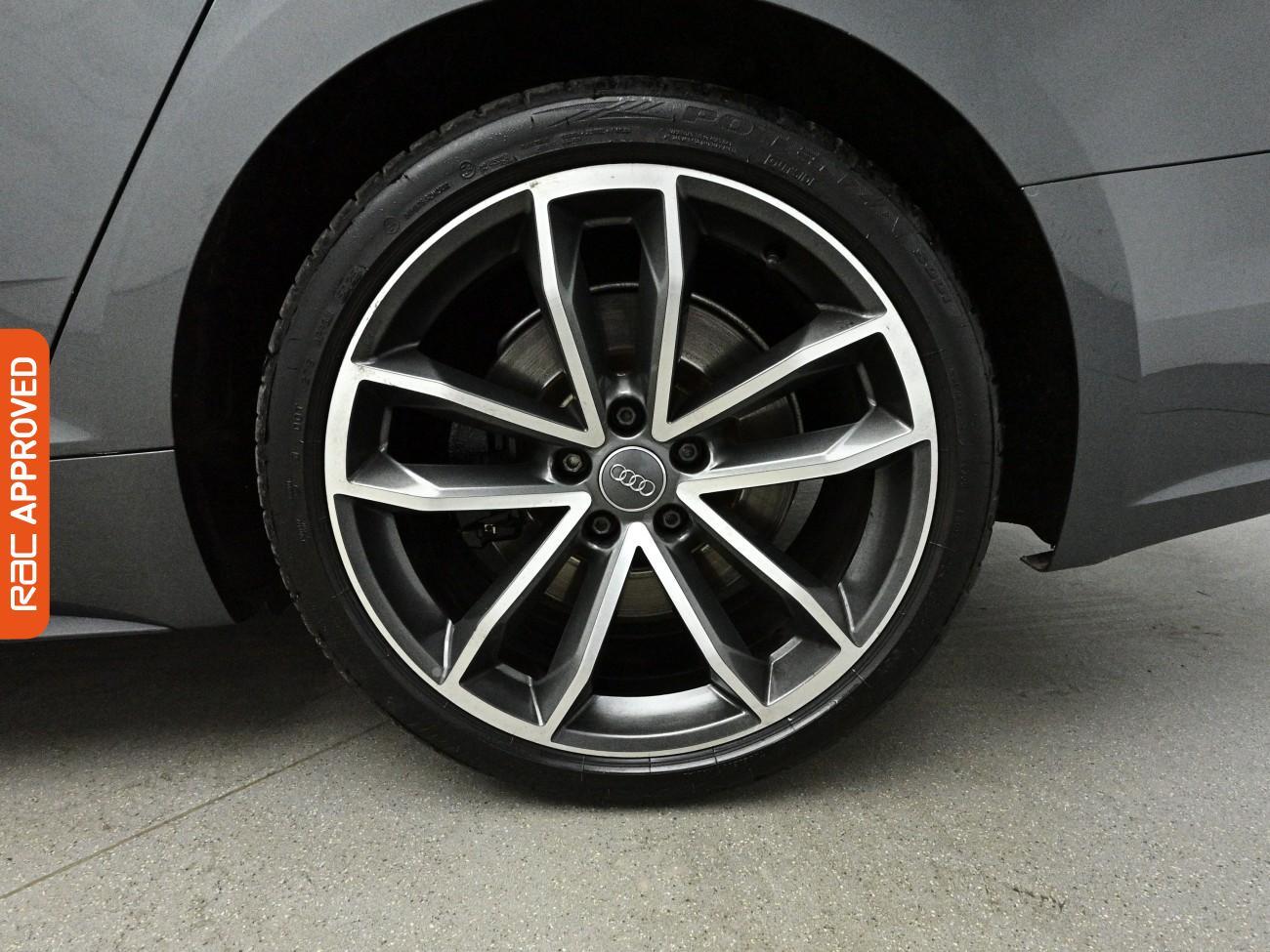 Audi S5 view 14