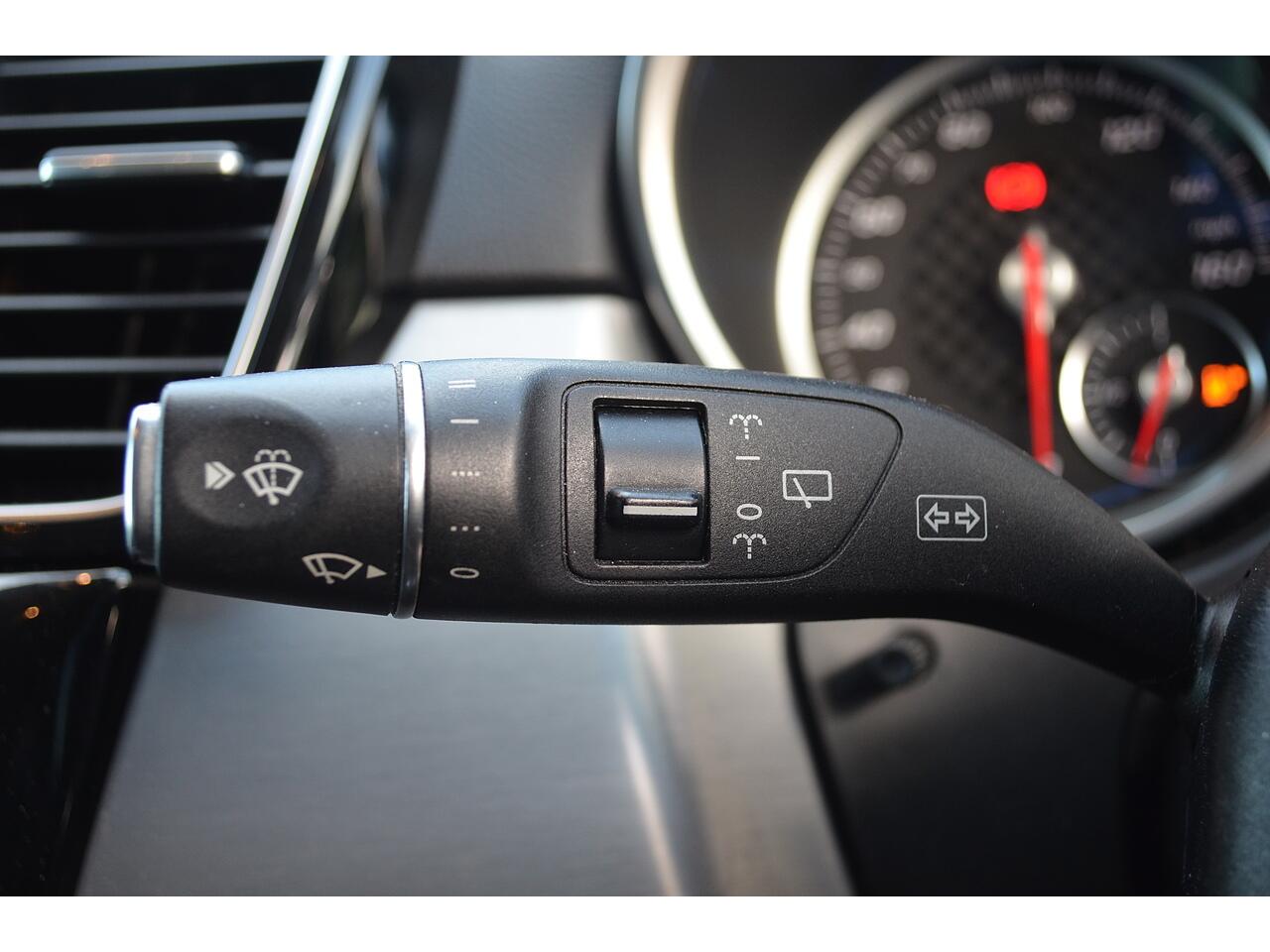Mercedes-Benz Gle view 34