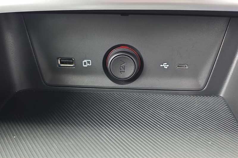 MG ZS view 36