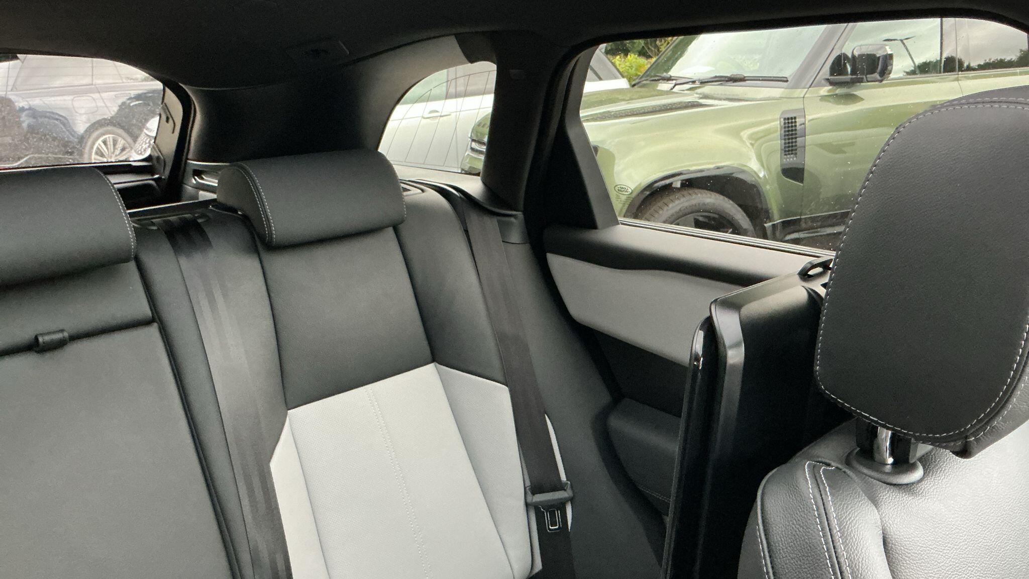 Land Rover Range Rover Velar view 10