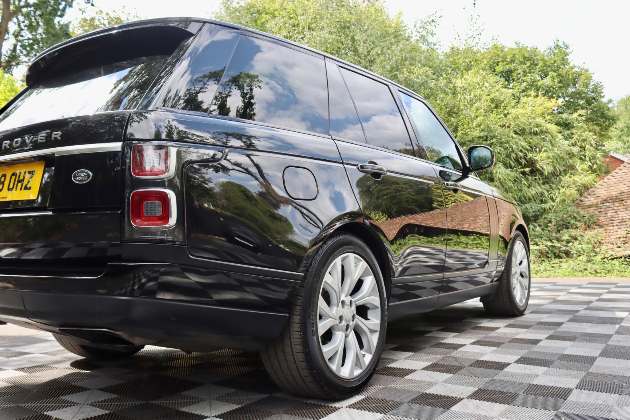 Land Rover Range Rover view 52