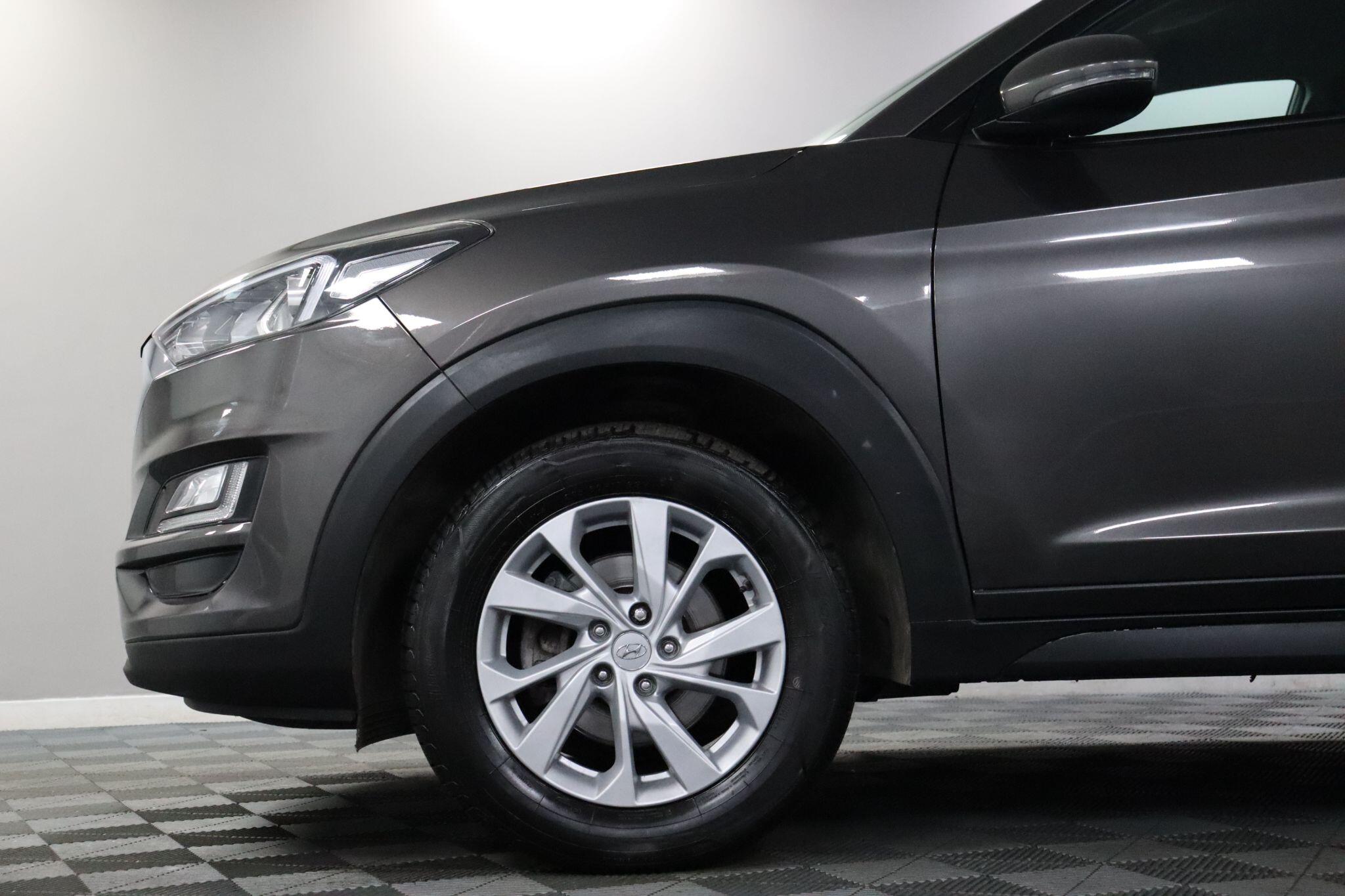 Hyundai Tucson view 36