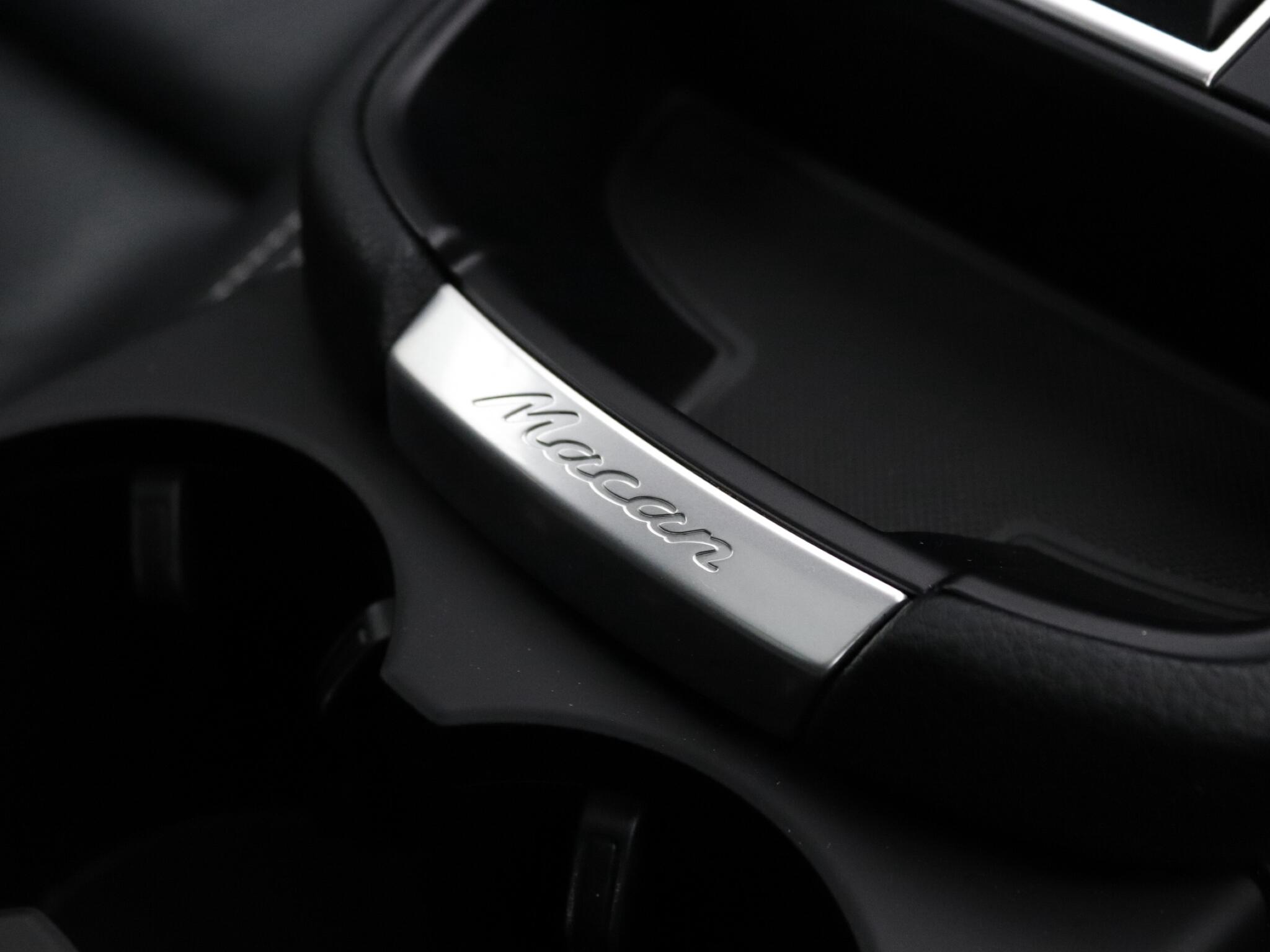 Porsche Macan view 37