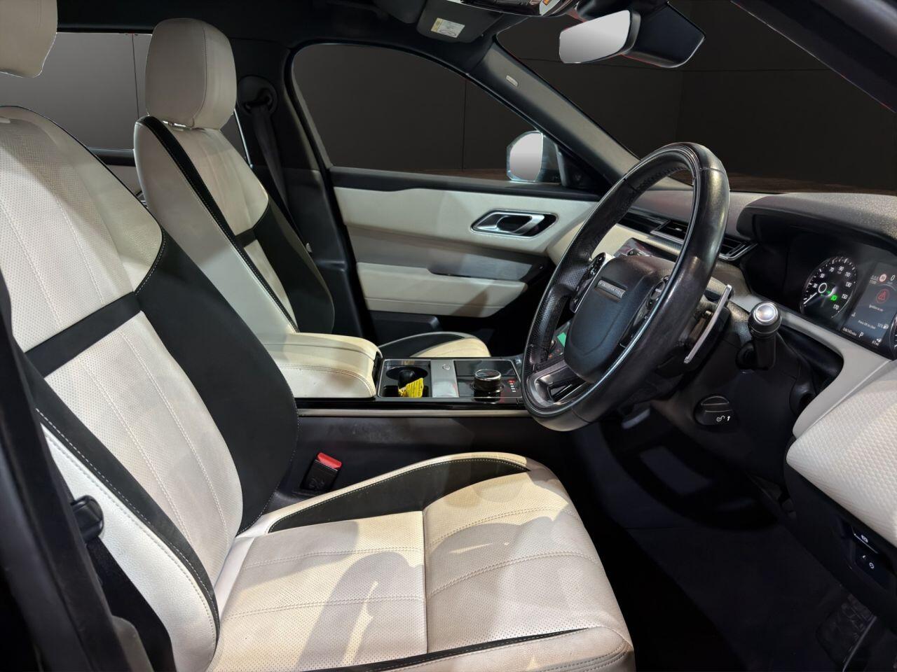 Land Rover Range Rover Velar view 13