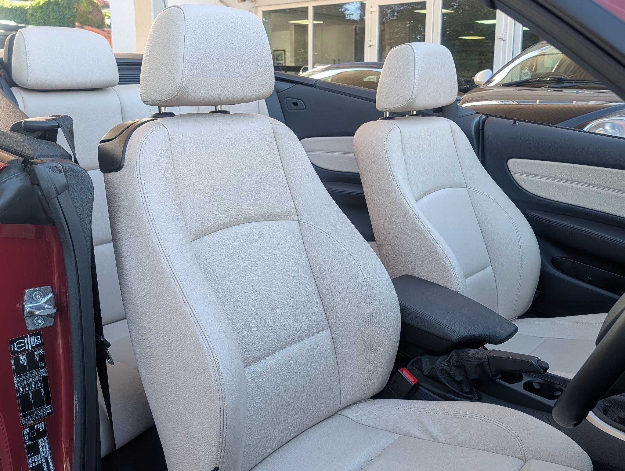 BMW 1 Series view 3