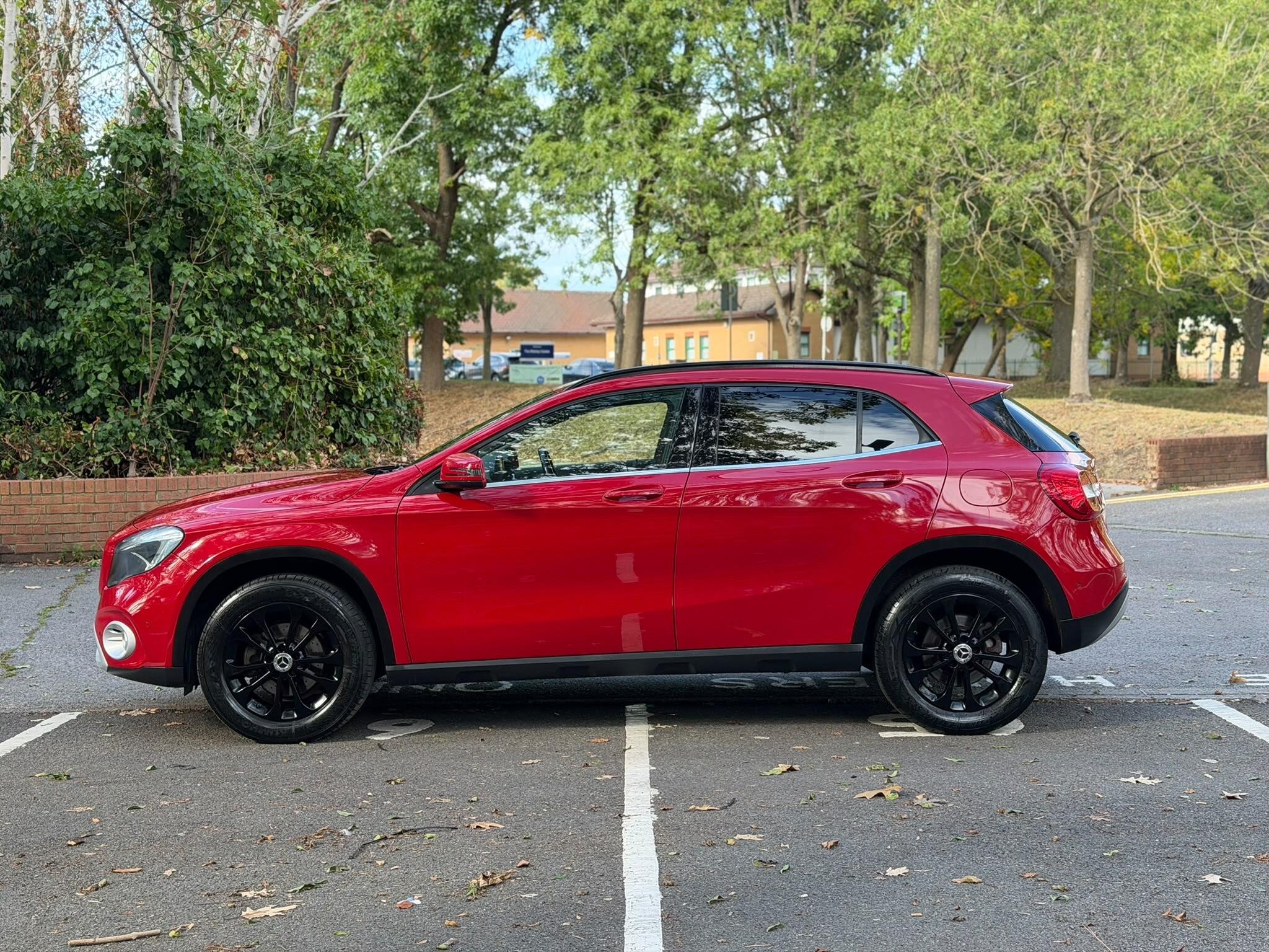 Mercedes-Benz Gla view 7