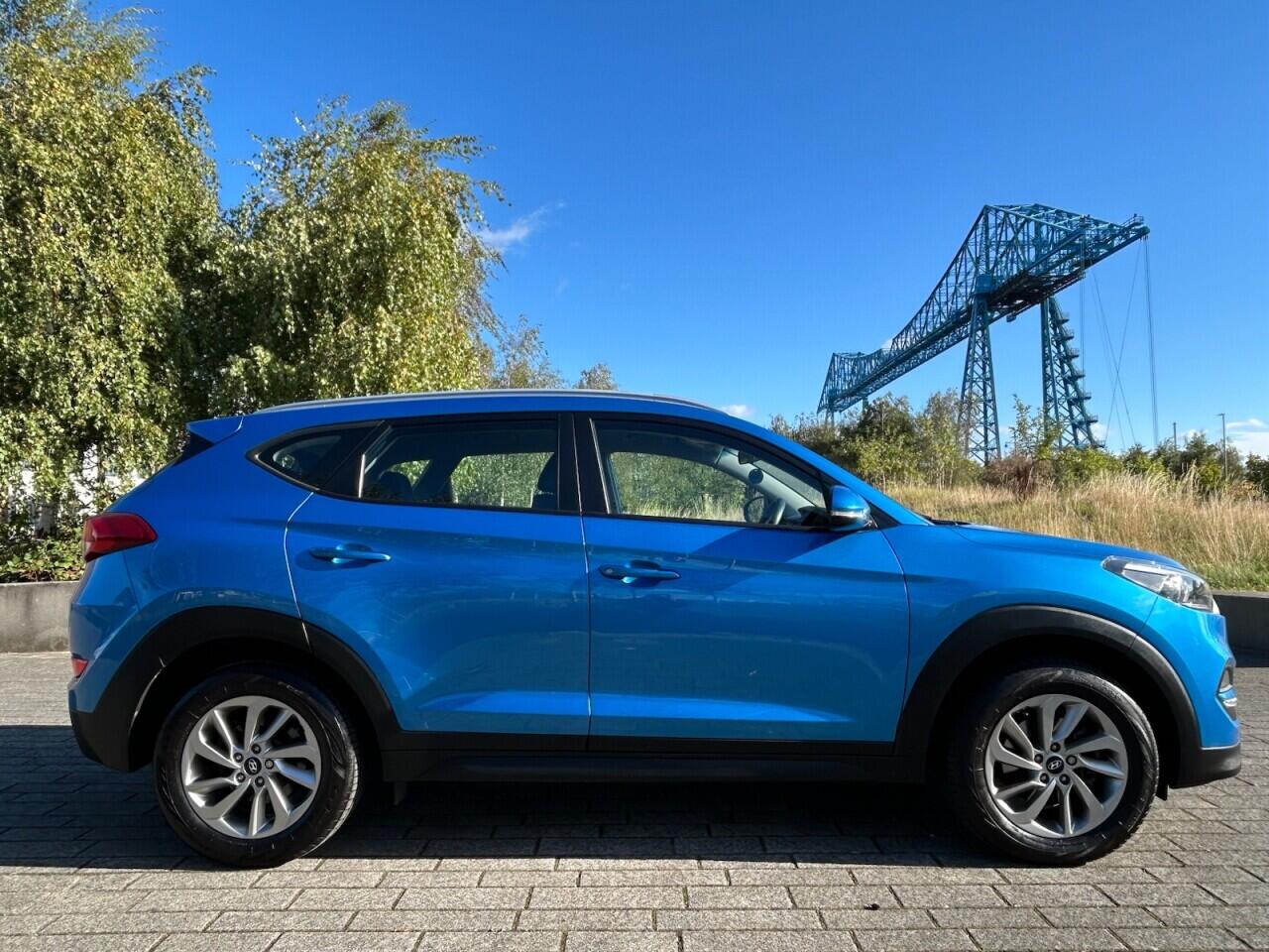Hyundai Tucson view 3