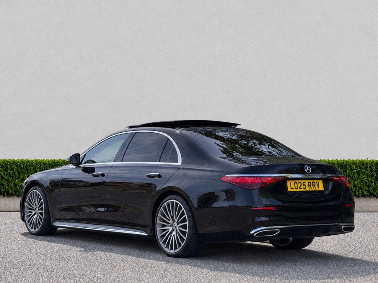 Mercedes-Benz S-Class view 5