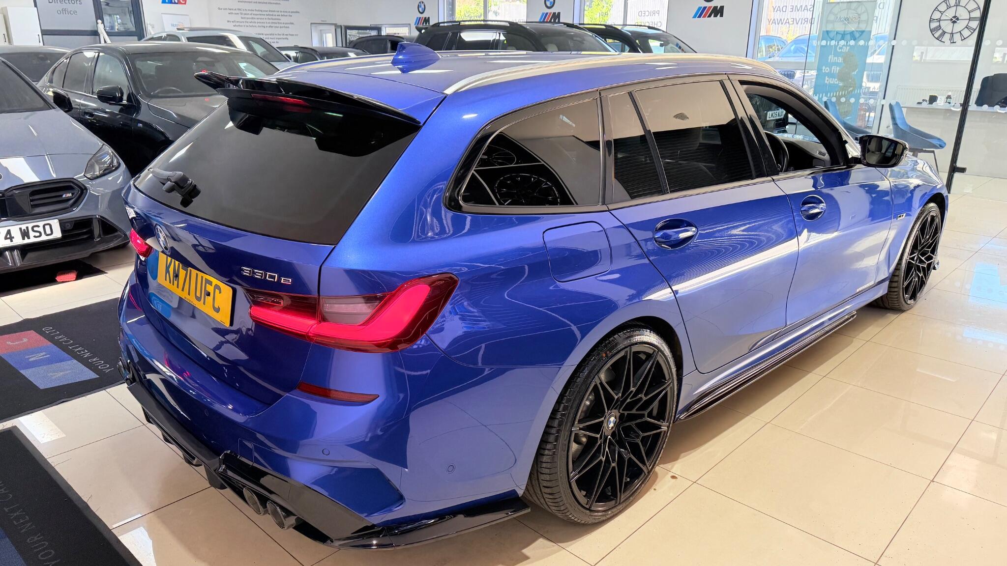 BMW 3 Series view 41