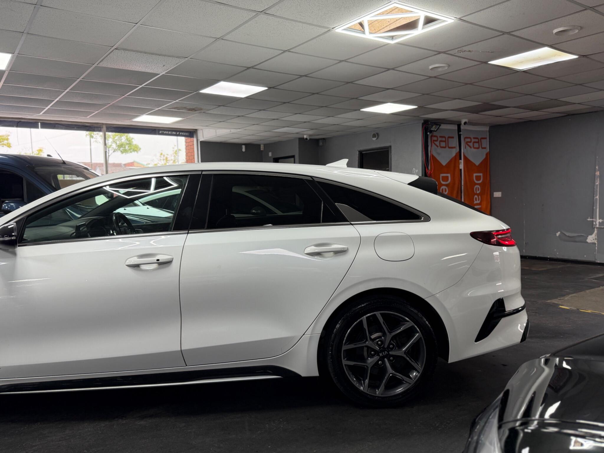 Kia Proceed view 17