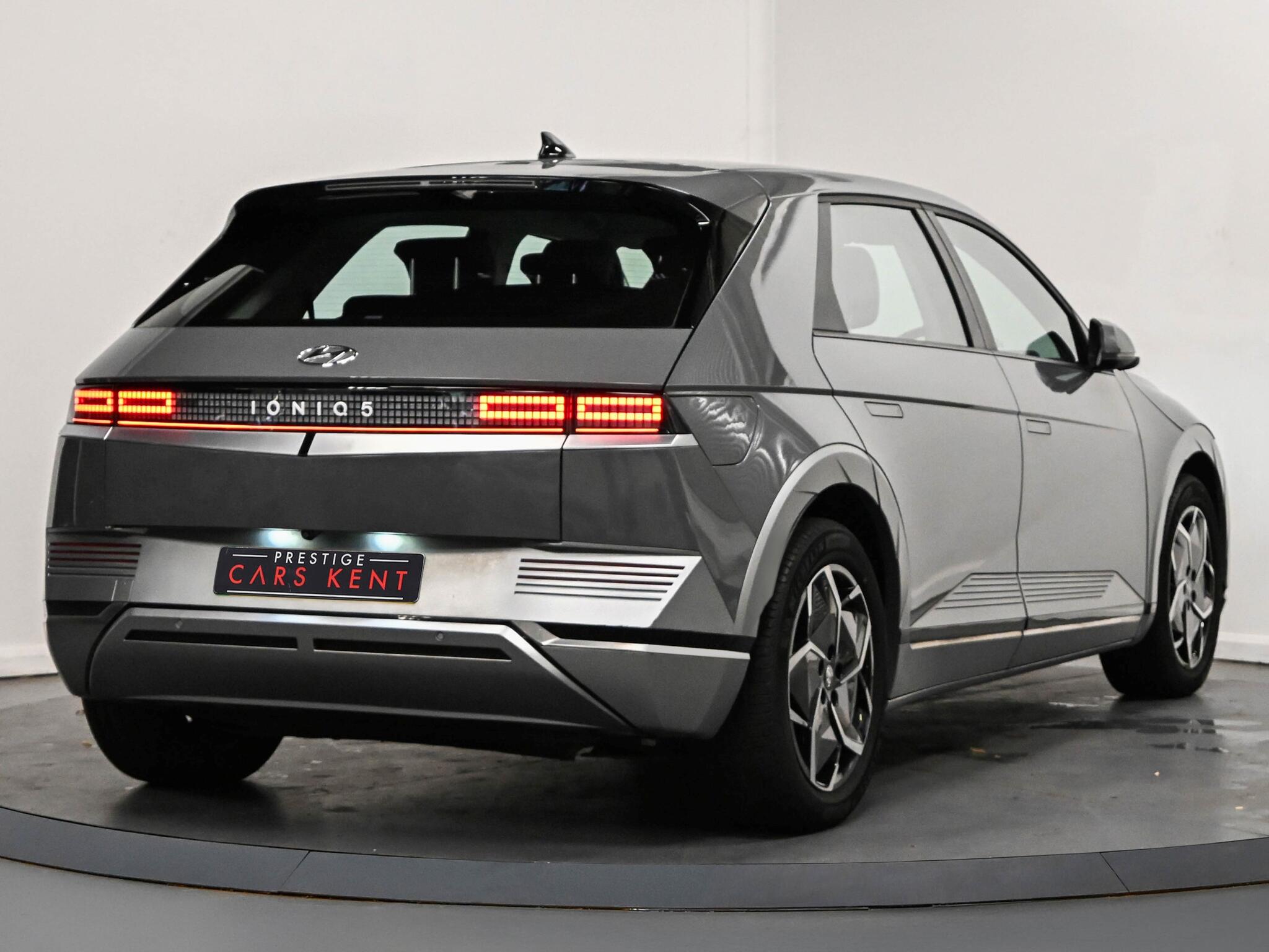 Hyundai Ioniq 5 view 27