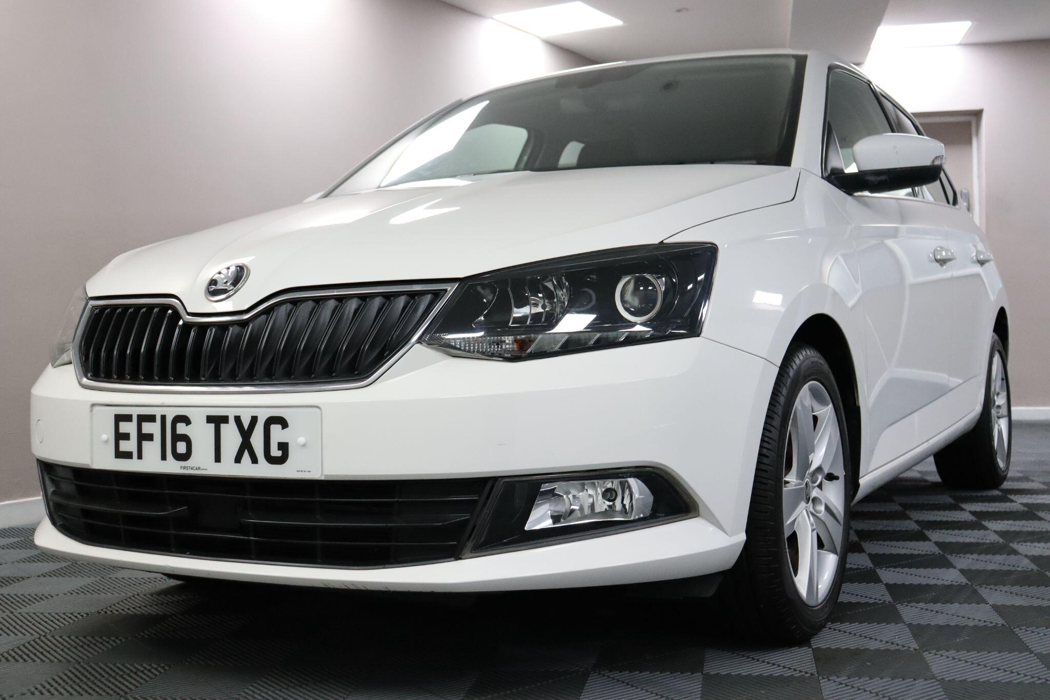 Skoda Fabia view 28