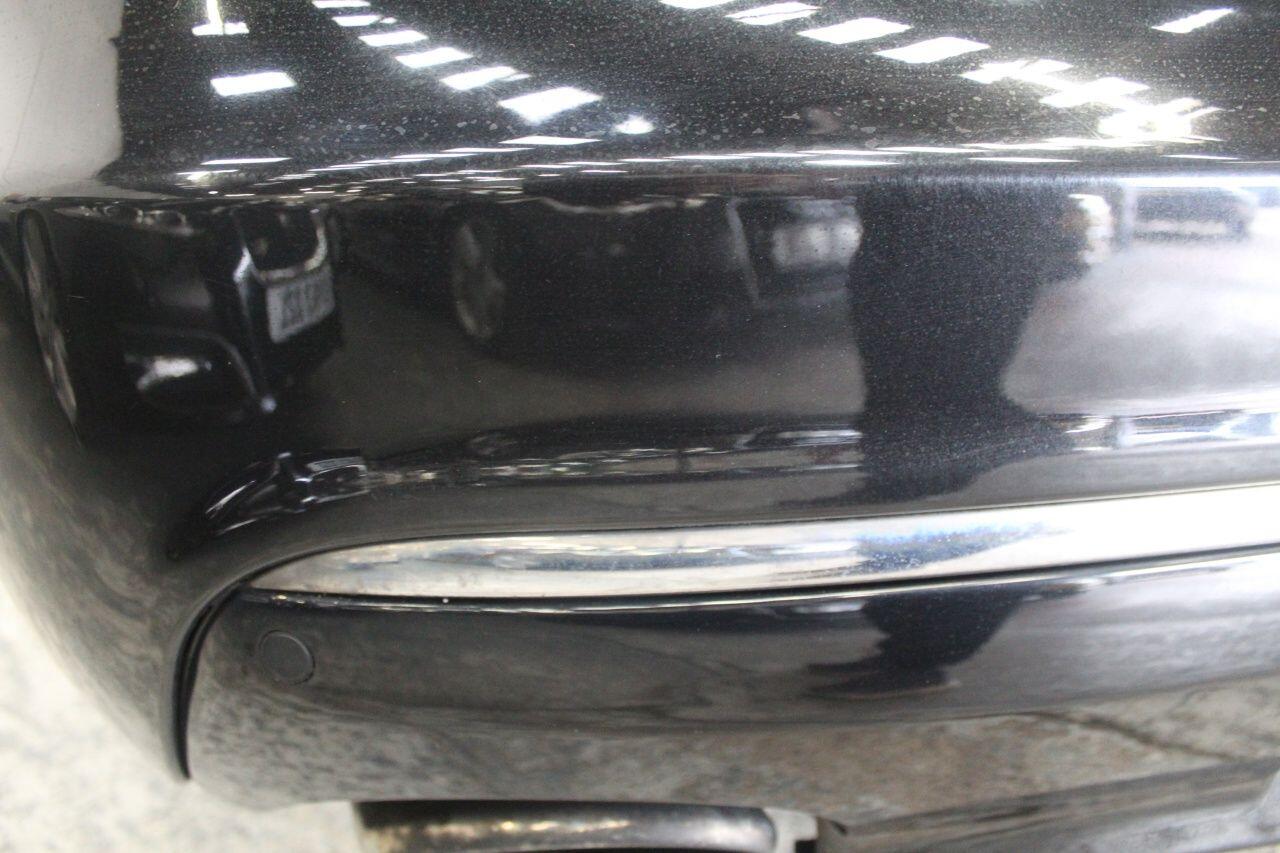 Jaguar XJ view 17