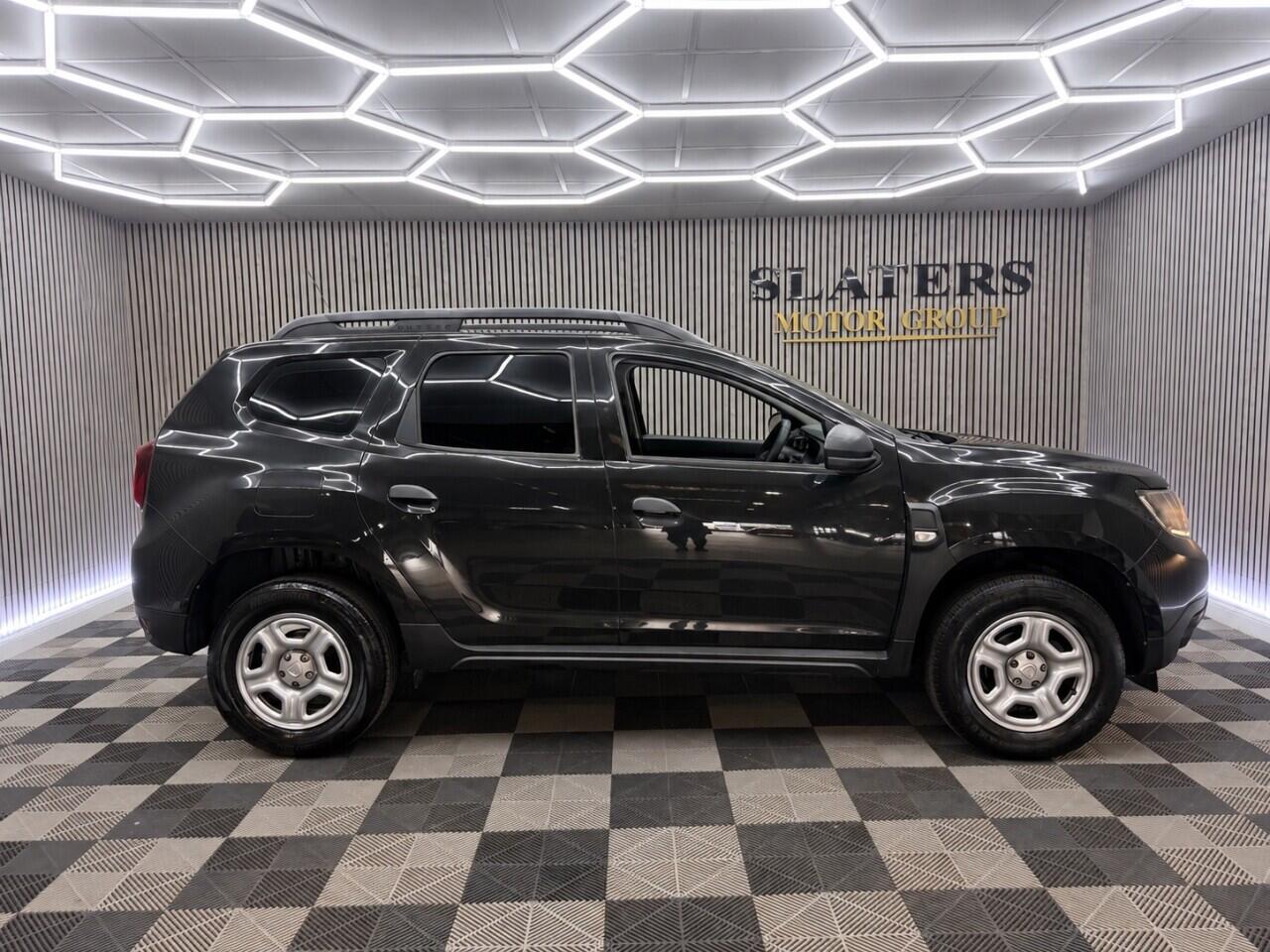 Dacia Duster view 26