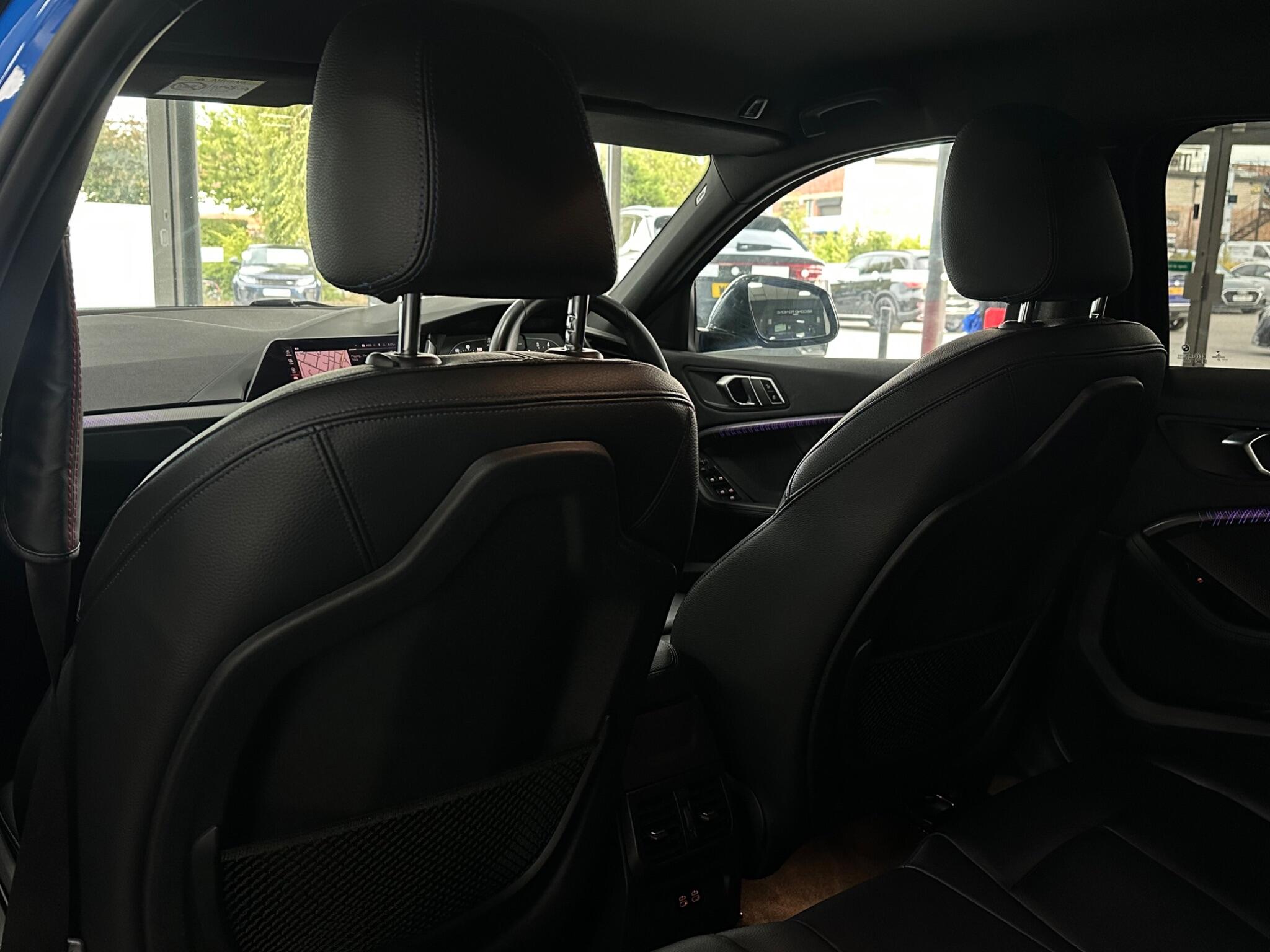 BMW 1 Series view 37