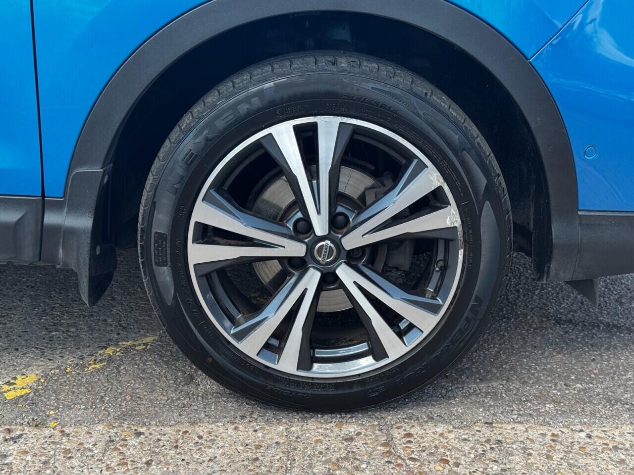 Nissan Qashqai view 16