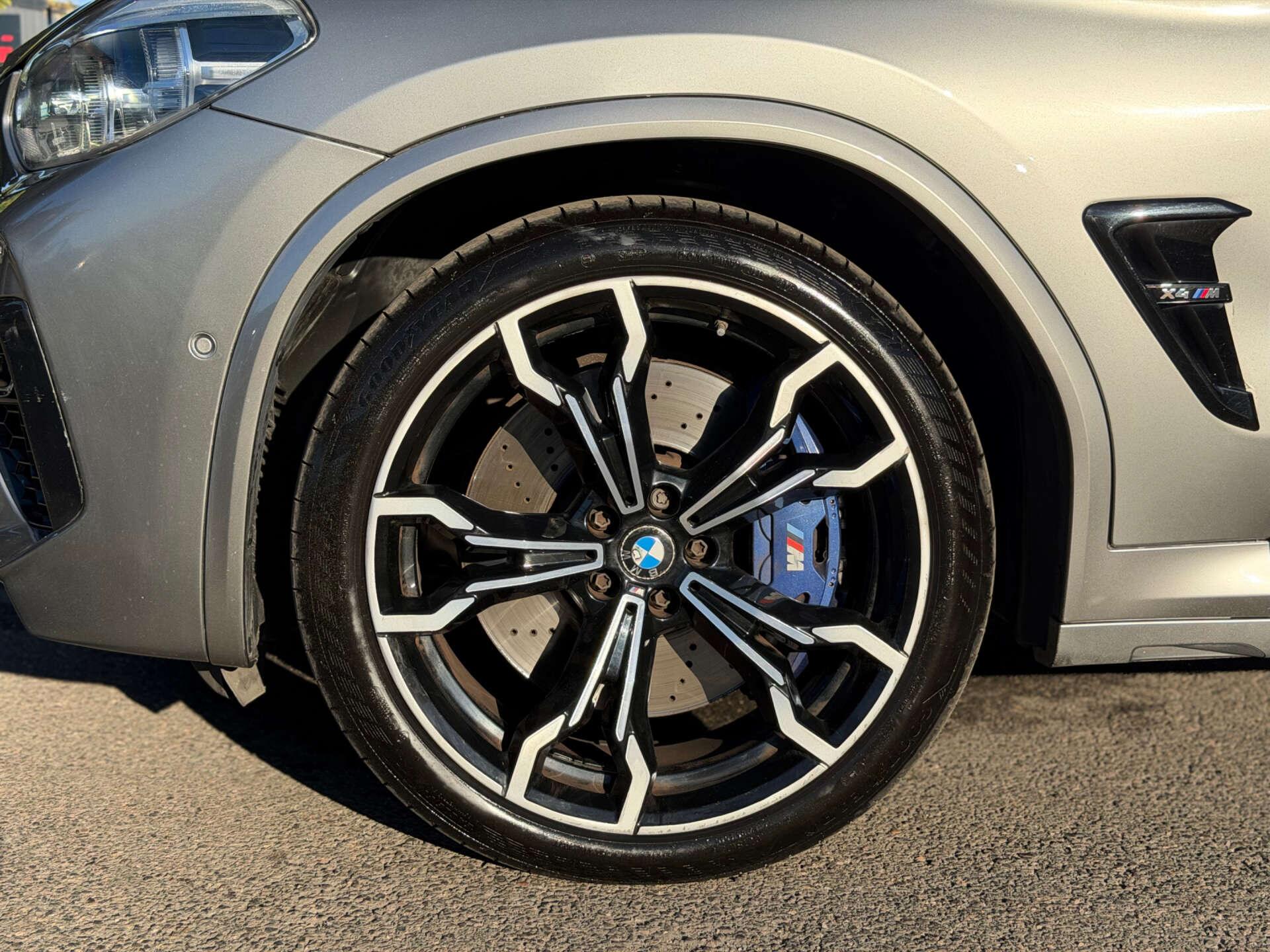 BMW X4 M view 16
