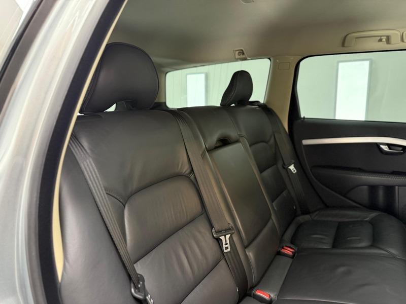 2009 Volvo XC70 image 23