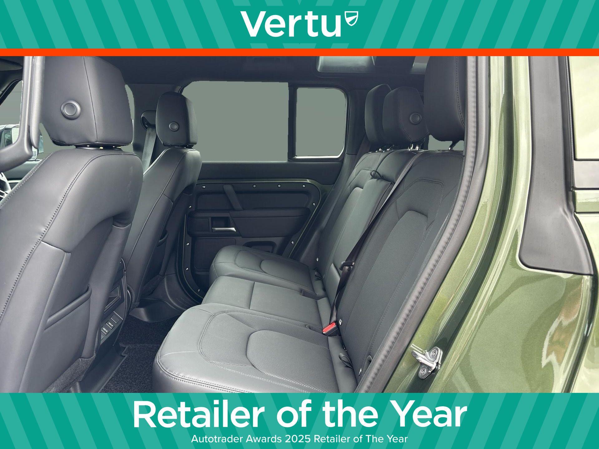 Land Rover Defender view 4