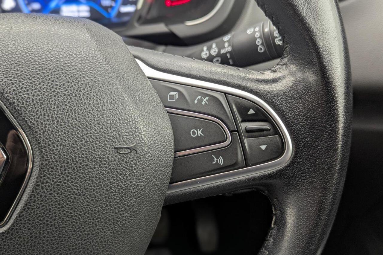 Renault Grand Scenic view 30