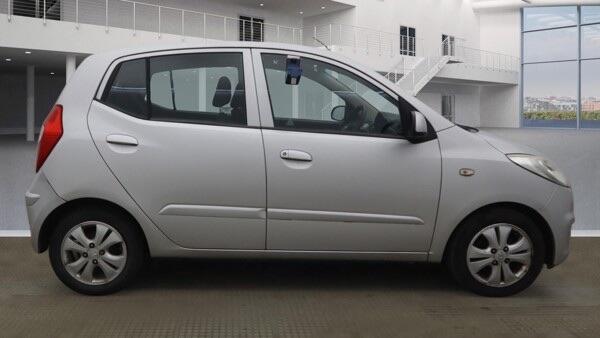 Hyundai I10 view 5