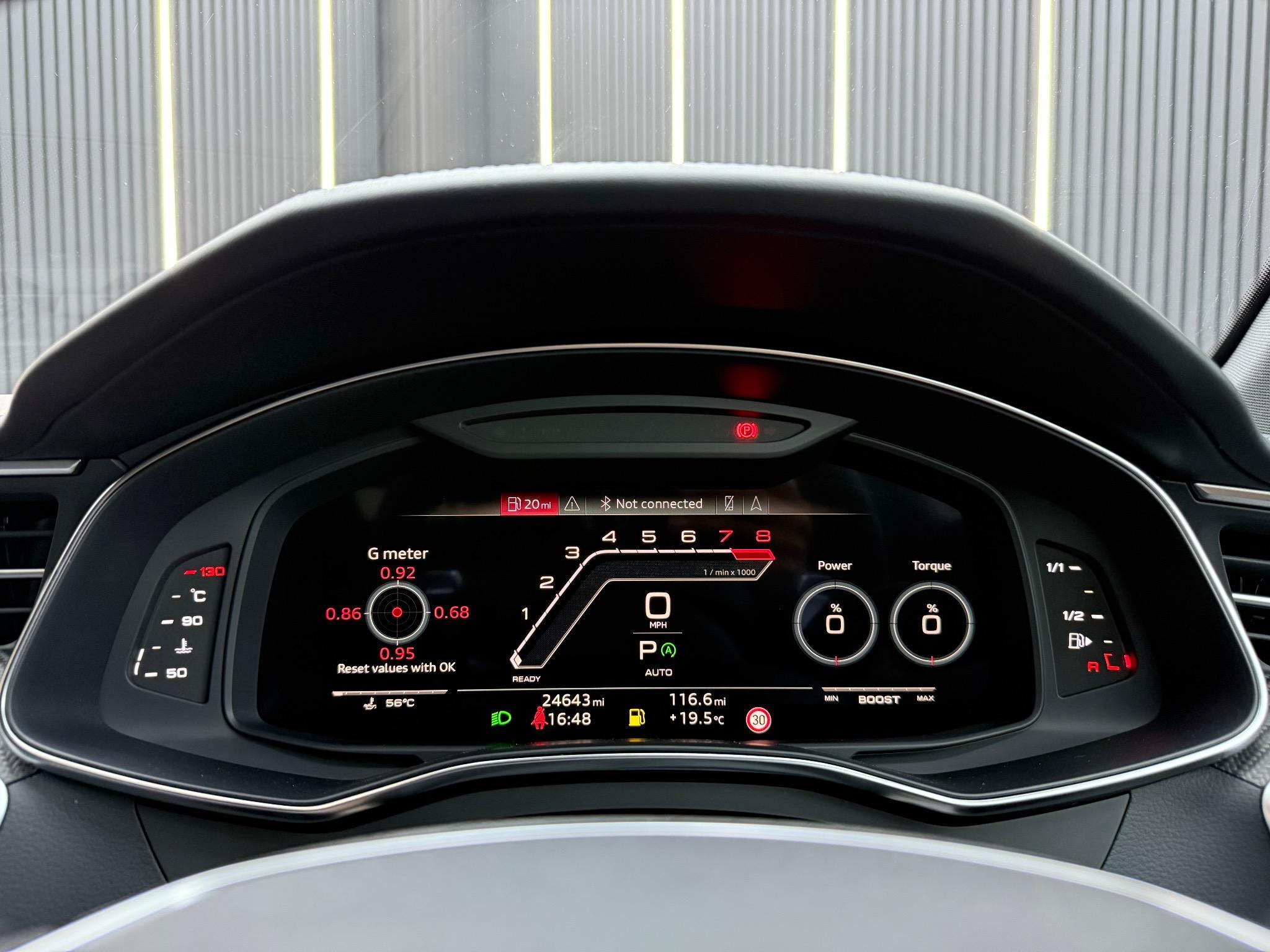 Audi RS6 Avant view 13