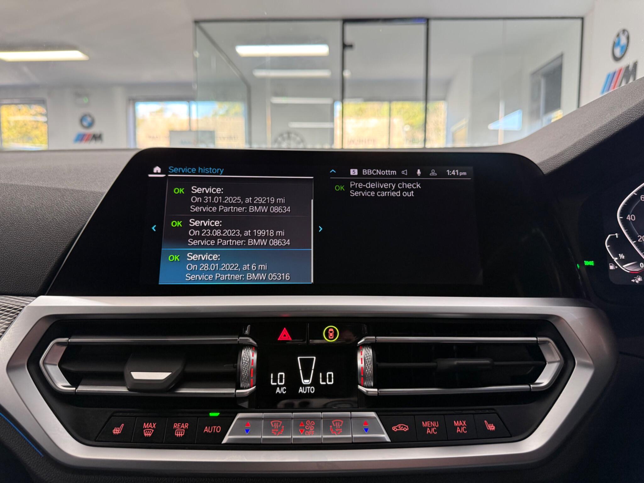 BMW 3 Series view 15