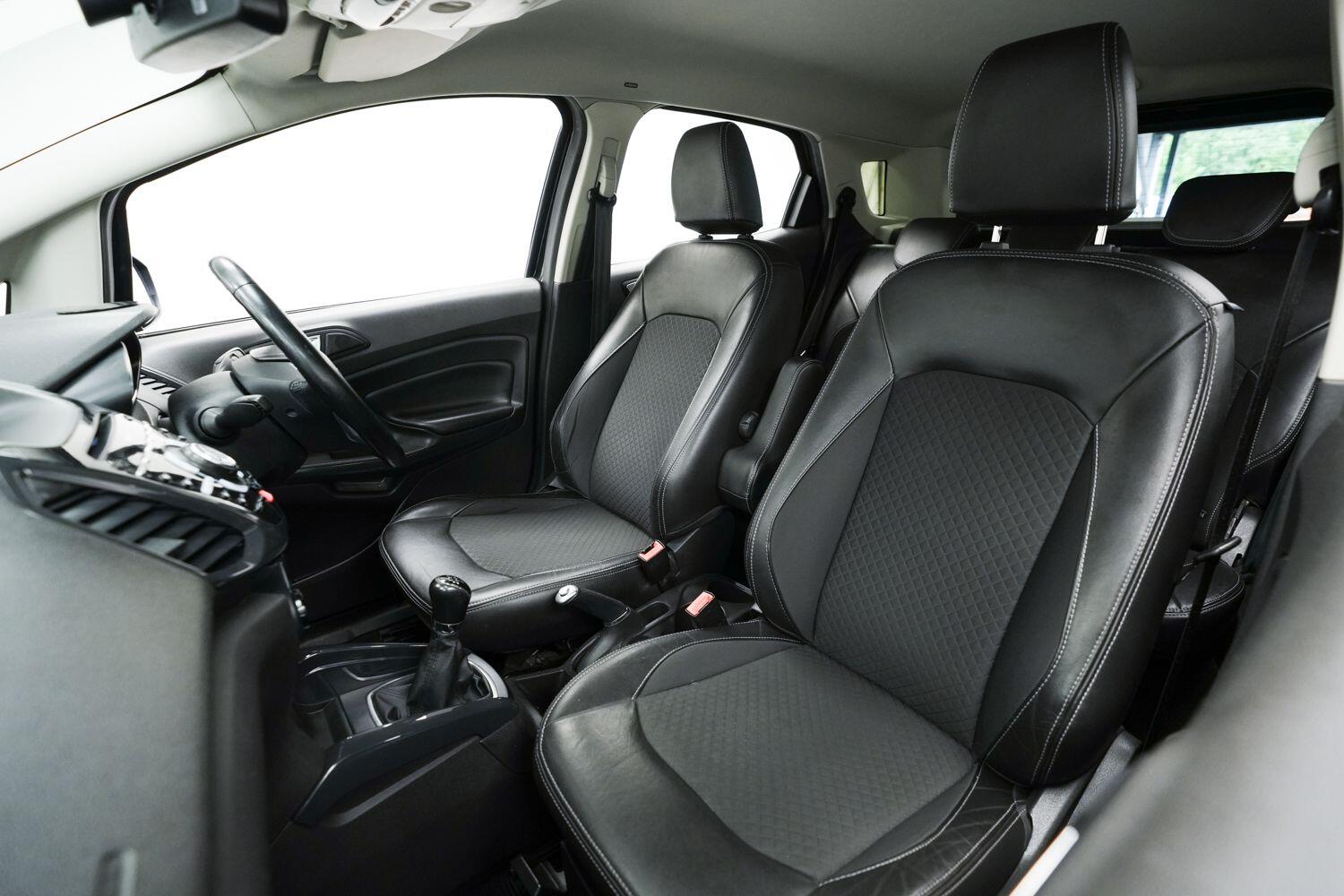 Ford Ecosport view 27