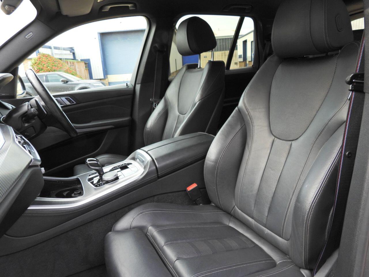 BMW X5 view 18